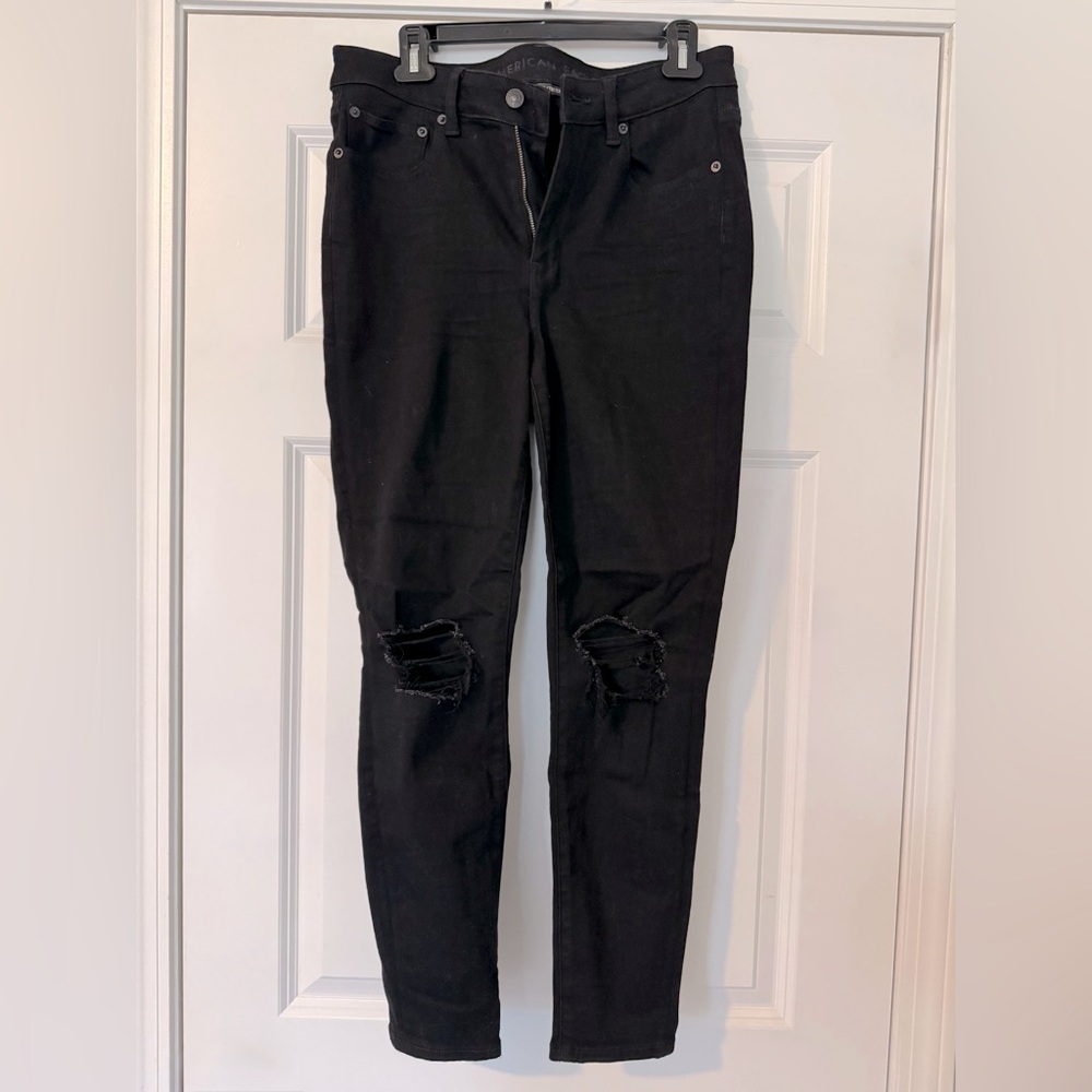 AE NEXT LEVEL RIPPED HIGH V-RISE JEGGING